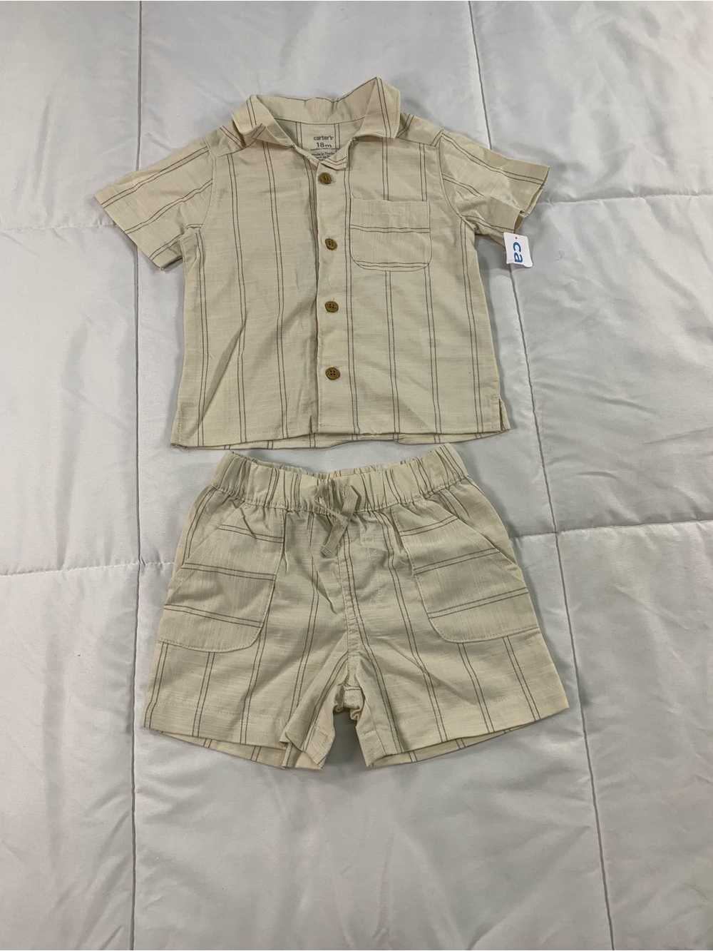 New Carters shirt and short set size 18M